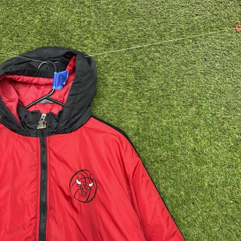 Chicago Bulls Starter Jacket Mens Large Full Zip Up Puffer Sports Hooded 90s